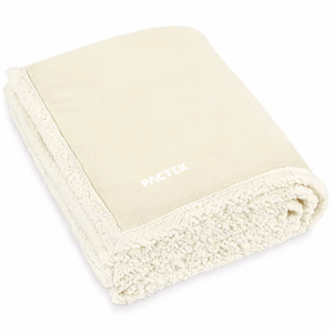 Lamb's Wool Throw - White