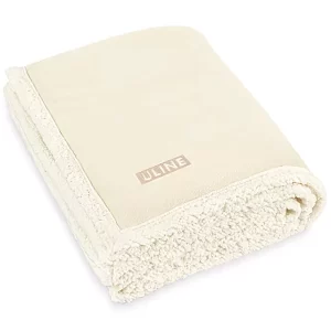Lamb's Wool Throw - White